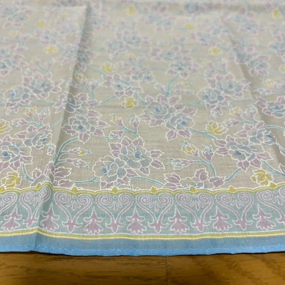 Playboy Floral Patterned Handkerchief/Bandana with Blue Border 45cm x 45cm - Picture 10 of 12